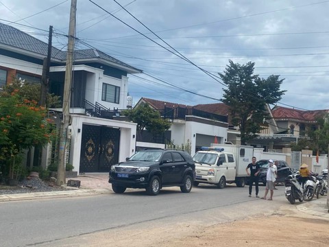Lừa đáo hạn ngân hàng để mượn tiền của hàng chục người, vợ chồng trẻ bị bắt - Ảnh 1. Lừa đáo hạn ngân hàng để mượn tiền của hàng chục người, vợ chồng trẻ bị bắt - Ảnh 1.