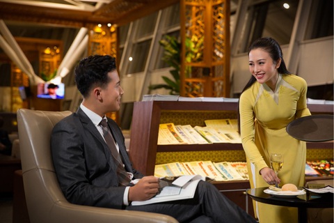 Thăng hạng hội viên Bông Sen Vàng chưa bao giờ dễ dàng hơn thế - Ảnh 1. Thăng hạng hội viên Bông Sen Vàng chưa bao giờ dễ dàng hơn thế - Ảnh 1.