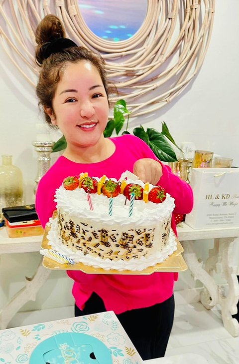 Ảnh vui sao Việt 11-8: Lê Dương Bảo Lâm hú hồn khi Cris Phan hôn - Ảnh 10. Ảnh vui sao Việt 11-8: Lê Dương Bảo Lâm hú hồn khi Cris Phan hôn - Ảnh 10.