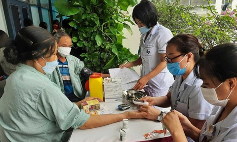 Người cao tuổi Việt Nam cần môi trường sống trong lành để vừa thọ vừa khỏe như người Nhật - Ảnh 1. Người cao tuổi Việt Nam cần môi trường sống trong lành để vừa thọ vừa khỏe như người Nhật - Ảnh 1.