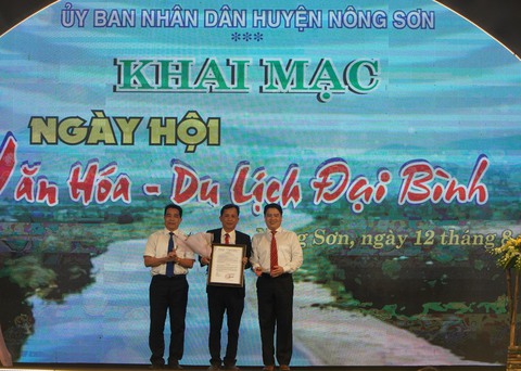 Khai hội văn hóa - du lịch ở làng miệt vườn Đại Bình - Ảnh 4. Khai hội văn hóa - du lịch ở làng miệt vườn Đại Bình - Ảnh 4.