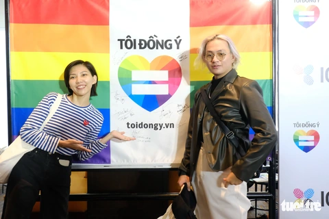 Mọi tình yêu đều bằng nhau - Ảnh 1. Mọi tình yêu đều bằng nhau - Ảnh 1.