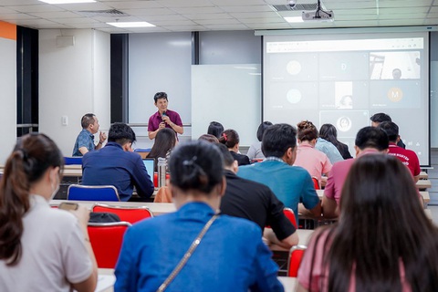 Thêm lợi thế phát triển với bằng thạc sĩ UEF - Ảnh 1. Thêm lợi thế phát triển với bằng thạc sĩ UEF - Ảnh 1.
