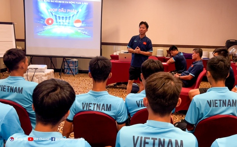 U16 Việt Nam - U16 Indonesia: Đừng bận tâm tiếng la ó của khán giả chủ nhà - Ảnh 1. U16 Việt Nam - U16 Indonesia: Đừng bận tâm tiếng la ó của khán giả chủ nhà - Ảnh 1.