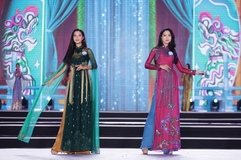 Ban tổ chức Hoa hậu Thế giới Việt Nam nói gì về đạo nhái hình ảnh trên sân khấu, ưu ái ‘gà nhà’? - Ảnh 1. Ban tổ chức Hoa hậu Thế giới Việt Nam nói gì về đạo nhái hình ảnh trên sân khấu, ưu ái ‘gà nhà’? - Ảnh 1.