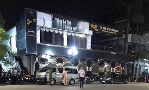 Đột kích bar Playhouse ở Hải Phòng, phát hiện 63 người dương tính ma túy - Ảnh 1. Đột kích bar Playhouse ở Hải Phòng, phát hiện 63 người dương tính ma túy - Ảnh 1.