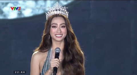 Chung kết Miss World Vietnam 2022: Lương Thùy Linh chiếm sóng quá dài, Đỗ Thị Hà đeo ngược sash - Ảnh 3. Chung kết Miss World Vietnam 2022: Lương Thùy Linh chiếm sóng quá dài, Đỗ Thị Hà đeo ngược sash - Ảnh 3.