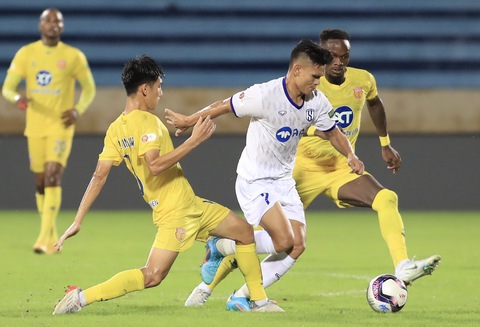Sông Lam Nghệ An soán ngôi nhì bảng của Hoàng Anh Gia Lai - Ảnh 1. Sông Lam Nghệ An soán ngôi nhì bảng của Hoàng Anh Gia Lai - Ảnh 1.