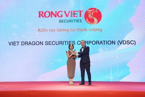 Rồng Việt vào nhóm ‘Nơi làm việc tốt nhất châu Á 2022’ - Ảnh 1. Rồng Việt vào nhóm ‘Nơi làm việc tốt nhất châu Á 2022’ - Ảnh 1.