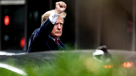 Vụ Bộ Tư pháp Mỹ điều tra ông Trump: Đối đầu ngày càng gay gắt - Ảnh 1. Vụ Bộ Tư pháp Mỹ điều tra ông Trump: Đối đầu ngày càng gay gắt - Ảnh 1.