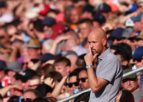 HLV Ten Hag chỉ trích cầu thủ Man Utd vứt chiến thuật vào sọt rác - Ảnh 1. HLV Ten Hag chỉ trích cầu thủ Man Utd vứt chiến thuật vào sọt rác - Ảnh 1.