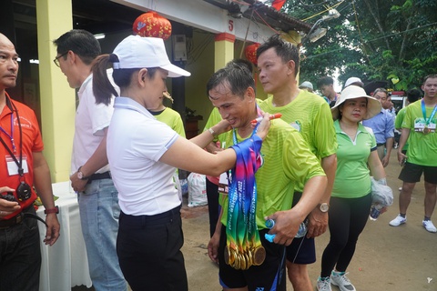 Chạy bộ dưới làng trái cây mát rượi, ngắm sông Thu Bồn thơ mộng - Ảnh 9. Chạy bộ dưới làng trái cây mát rượi, ngắm sông Thu Bồn thơ mộng - Ảnh 9.