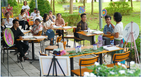 Để học phí không là rào cản vào đại học - Ảnh 4. Để học phí không là rào cản vào đại học - Ảnh 4.