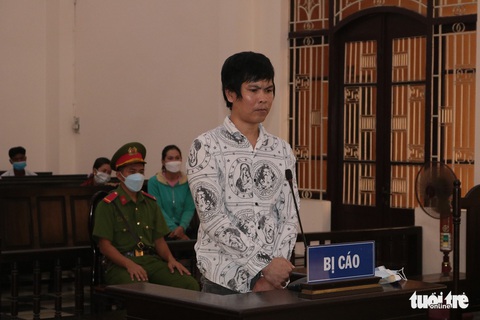 Dùng búa đánh người gây thương tích 42%, thanh niên lãnh 9 năm tù - Ảnh 1. Dùng búa đánh người gây thương tích 42%, thanh niên lãnh 9 năm tù - Ảnh 1.