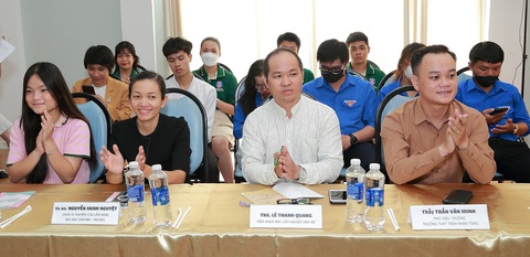 Khởi động chương trình ‘Công tắc khoa học 2022’ - Ảnh 2. Khởi động chương trình ‘Công tắc khoa học 2022’ - Ảnh 2.