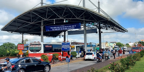Tài xế lại phản đối thu phí qua trạm BOT Kiến Xương - Ảnh 2. Tài xế lại phản đối thu phí qua trạm BOT Kiến Xương - Ảnh 2.