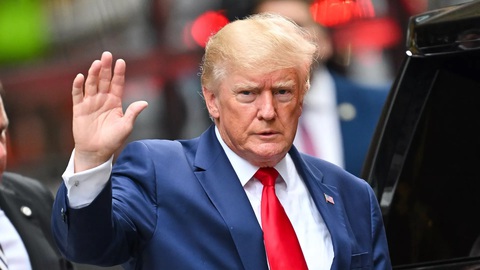 FBI trả lại 3 hộ chiếu đã đánh cắp, ông Trump nói cảm ơn - Ảnh 1. FBI trả lại 3 hộ chiếu đã đánh cắp, ông Trump nói cảm ơn - Ảnh 1.