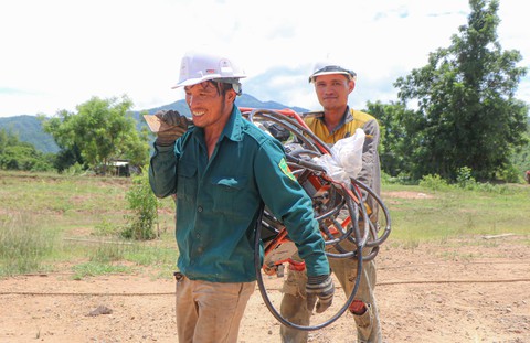 Ninh Thuận: vận động bàn giao mặt bằng dự án đúng tiến độ - Ảnh 3. Ninh Thuận: vận động bàn giao mặt bằng dự án đúng tiến độ - Ảnh 3.