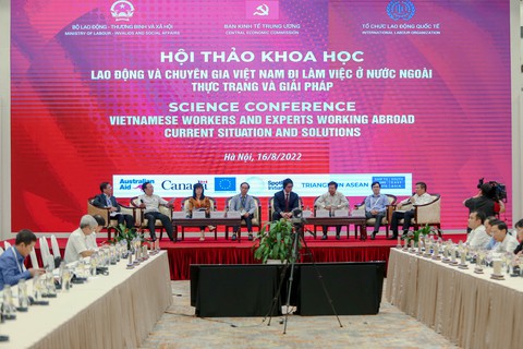 Bảy kiến nghị gan ruột của phó tổng giám đốc Esuhai để đưa người lao động đi nước ngoài hiệu quả - Ảnh 1. Bảy kiến nghị gan ruột của phó tổng giám đốc Esuhai để đưa người lao động đi nước ngoài hiệu quả - Ảnh 1.