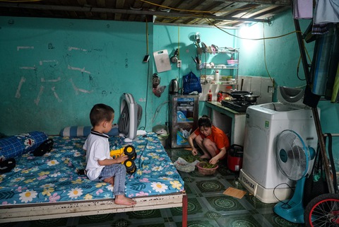 Hỗ trợ công nhân thuê nhà: Tiền đã có nhưng chi quá chậm - Ảnh 1. Hỗ trợ công nhân thuê nhà: Tiền đã có nhưng chi quá chậm - Ảnh 1.
