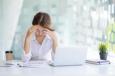 Gen Z được quan tâm nhất, còn Gen Y gánh việc còng lưng thì sao? - Ảnh 1. Gen Z được quan tâm nhất, còn Gen Y gánh việc còng lưng thì sao? - Ảnh 1.
