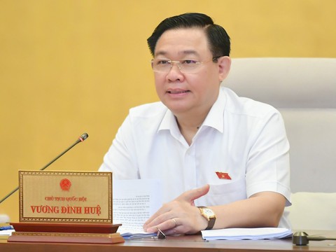 Chủ tịch Quốc hội: Tranh chấp, rủi ro về hợp đồng dầu khí ai chịu trách nhiệm? - Ảnh 1. Chủ tịch Quốc hội: Tranh chấp, rủi ro về hợp đồng dầu khí ai chịu trách nhiệm? - Ảnh 1.
