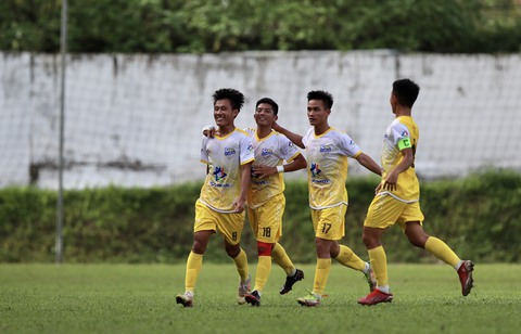 SLNA và Huế vào bán kết Giải U15 quốc gia - Ảnh 1. SLNA và Huế vào bán kết Giải U15 quốc gia - Ảnh 1.