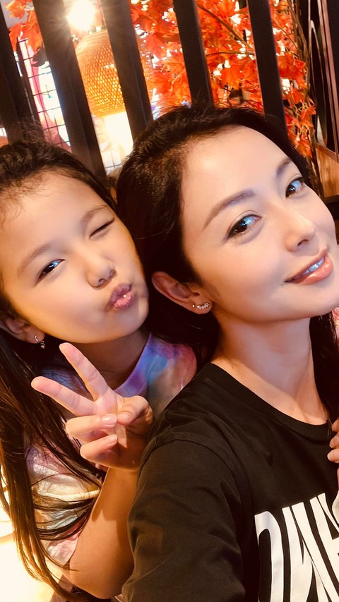 Ảnh vui sao Việt 17-8: Hà Đức Chinh dí dỏm bên Bảo Hân - Ảnh 2. Ảnh vui sao Việt 17-8: Hà Đức Chinh dí dỏm bên Bảo Hân - Ảnh 2.