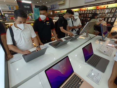 Thêm Macbook, Apple Watch sắp được sản xuất tại Việt Nam? - Ảnh 1. Thêm Macbook, Apple Watch sắp được sản xuất tại Việt Nam? - Ảnh 1.