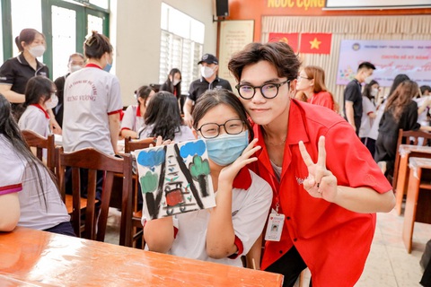 Cơ hội ‘săn’ học bổng tuyển sinh 100% của Đại học Văn Lang - Ảnh 3. Cơ hội ‘săn’ học bổng tuyển sinh 100% của Đại học Văn Lang - Ảnh 3.