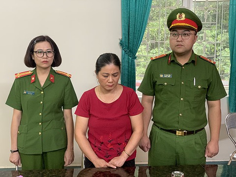 Bắt tạm giam phó chi cục trưởng phụ trách Chi cục Dự trữ nhà nước Sơn La - Ảnh 2. Bắt tạm giam phó chi cục trưởng phụ trách Chi cục Dự trữ nhà nước Sơn La - Ảnh 2.