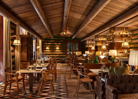 Philippe Starck - Người tạo nên những không gian khách sạn kinh điển - Ảnh 2. Philippe Starck - Người tạo nên những không gian khách sạn kinh điển - Ảnh 2.