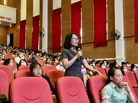 Trường tiểu học TP.HCM tuyển giáo viên nhưng khan hiếm người ứng tuyển - Ảnh 1. Trường tiểu học TP.HCM tuyển giáo viên nhưng khan hiếm người ứng tuyển - Ảnh 1.