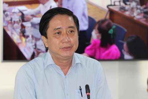 Sau nhiều vụ ngộ độc, không tìm được nơi pha chế rượu - Ảnh 1. Sau nhiều vụ ngộ độc, không tìm được nơi pha chế rượu - Ảnh 1.