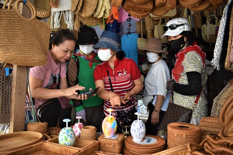 Nha Trang thành lập các tổ kiểm tra, chống chặt chém dịp lễ 2-9 - Ảnh 1. Nha Trang thành lập các tổ kiểm tra, chống chặt chém dịp lễ 2-9 - Ảnh 1.