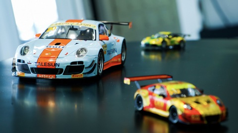 Nhân viên Porsche sưu tầm gần 1.000 mô hình xe, được thăng chức giám đốc - Ảnh 16. Nhân viên Porsche sưu tầm gần 1.000 mô hình xe, được thăng chức giám đốc - Ảnh 16.