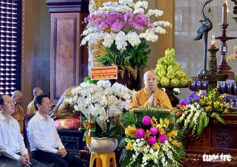 Khai mạc đại lễ tưởng niệm, kỳ siêu đồng bào tử vong do COVID-19 - Ảnh 2. Khai mạc đại lễ tưởng niệm, kỳ siêu đồng bào tử vong do COVID-19 - Ảnh 2.
