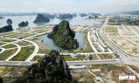 ‘Hòn non bộ’ tại dự án Ao Tiên, Vân Đồn thực tế ra sao? - Ảnh 1. ‘Hòn non bộ’ tại dự án Ao Tiên, Vân Đồn thực tế ra sao? - Ảnh 1.