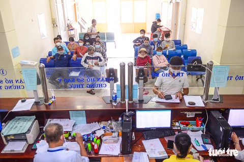 Tin tức sáng 26-11: TP.HCM thu nhập tăng thêm tối đa 1,8 lần thông thường; Chống hàng giả trên Inter - Ảnh 1. Tin tức sáng 26-11: TP.HCM thu nhập tăng thêm tối đa 1,8 lần thông thường; Chống hàng giả trên Inter - Ảnh 1.
