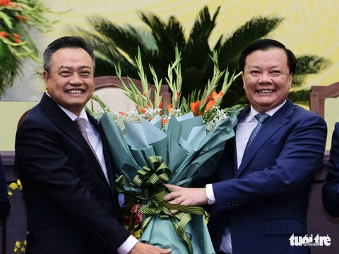 Cán bộ Hà Nội sẽ được bí thư Thành ủy và chủ tịch TP đánh giá, xếp loại hằng tháng - Ảnh 1. Cán bộ Hà Nội sẽ được bí thư Thành ủy và chủ tịch TP đánh giá, xếp loại hằng tháng - Ảnh 1.