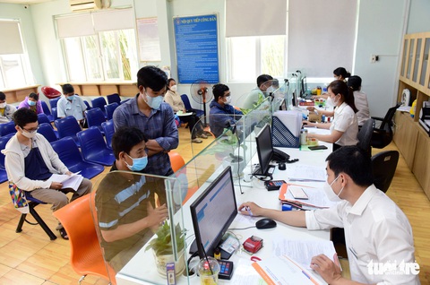 Tin sáng 19-8: TP.HCM để quận huyện tự quyết số phận chung cư cũ - Ảnh 1. Tin sáng 19-8: TP.HCM để quận huyện tự quyết số phận chung cư cũ - Ảnh 1.