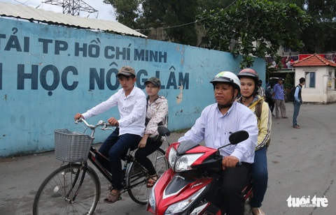 Thầy giáo 14 năm gieo ân tình cho học trò nghèo cùng Tiếp sức đến trường - Ảnh 2. Thầy giáo 14 năm gieo ân tình cho học trò nghèo cùng Tiếp sức đến trường - Ảnh 2.