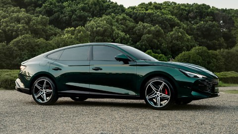 MG7 ra mắt: Nỗ lực cùng mâm Audi A7 bằng thiết kế và trang bị cao cấp nhất lịch sử MG - Ảnh 2. MG7 ra mắt: Nỗ lực cùng mâm Audi A7 bằng thiết kế và trang bị cao cấp nhất lịch sử MG - Ảnh 2.
