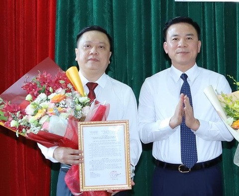Giám đốc Sở Tài nguyên và môi trường Thanh Hóa bất ngờ xin chuyển công tác - Ảnh 1. Giám đốc Sở Tài nguyên và môi trường Thanh Hóa bất ngờ xin chuyển công tác - Ảnh 1.