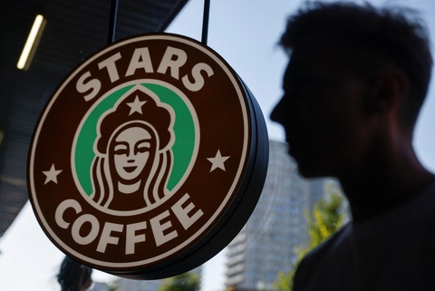 Starbucks thành Stars Coffee tại Nga, hình thức một 9 một 10 - Ảnh 1. Starbucks thành Stars Coffee tại Nga, hình thức một 9 một 10 - Ảnh 1.
