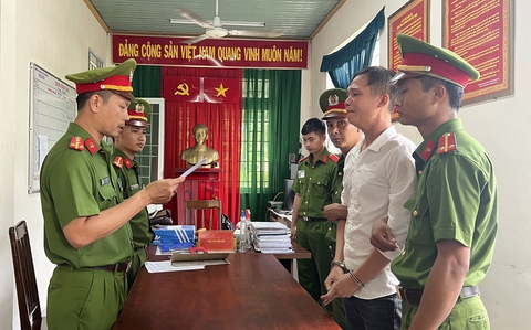 Vụ ‘bắt giữ con nợ về hành hạ’: bắt thêm 5 người - Ảnh 1. Vụ ‘bắt giữ con nợ về hành hạ’: bắt thêm 5 người - Ảnh 1.