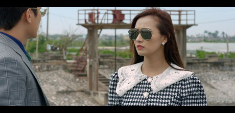 Lã Thanh Huyền đời thực sang chảnh sao cứ lên phim lại thành thảm họa? - Ảnh 3. Lã Thanh Huyền đời thực sang chảnh sao cứ lên phim lại thành thảm họa? - Ảnh 3.