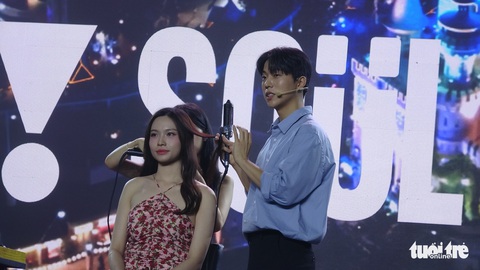 Nhóm nhạc Hàn Quốc Highlight biểu diễn ở TP.HCM cùng nhóm nhảy HOOK - Ảnh 2. Nhóm nhạc Hàn Quốc Highlight biểu diễn ở TP.HCM cùng nhóm nhảy HOOK - Ảnh 2.