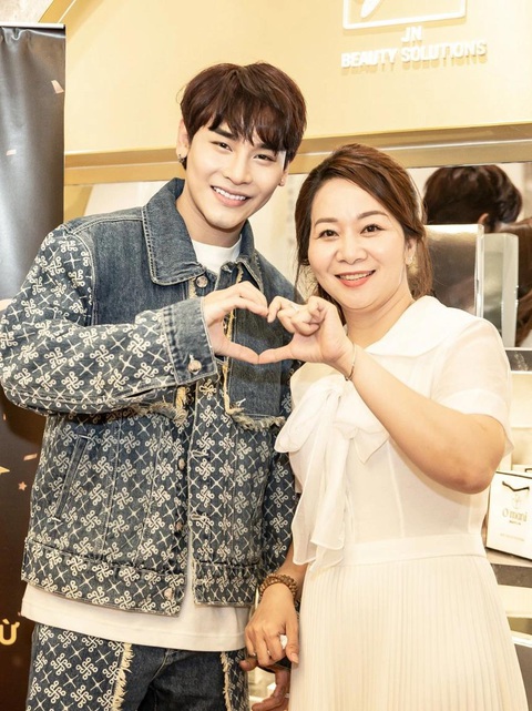 Trương Hữu Vinh trở thành gương mặt đại diện của thương hiệu từ Mỹ - Ảnh 2. Trương Hữu Vinh trở thành gương mặt đại diện của thương hiệu từ Mỹ - Ảnh 2.