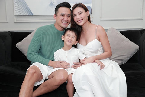 Thúy Diễm: Không có chuyện anh Thành đang cặp kè với bất kỳ cô nào - Ảnh 1. Thúy Diễm: Không có chuyện anh Thành đang cặp kè với bất kỳ cô nào - Ảnh 1.